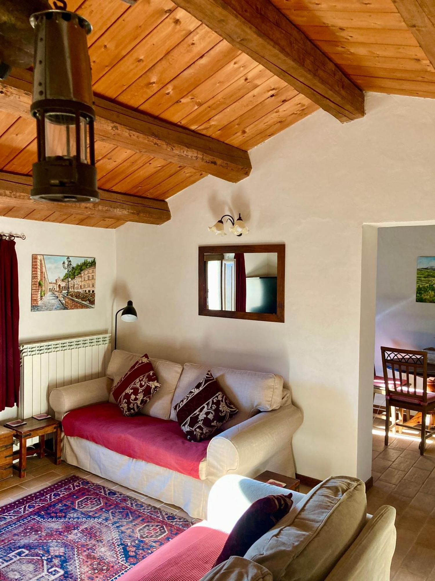 Il Nascondiglio - The Hideaway Aparthotel Amandola Exterior photo